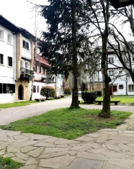 Venta de Raya de garaje en garaje comunitario