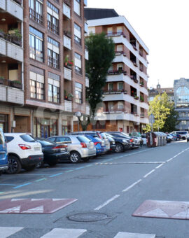Local comercial en esquina, 2 plantas en Dumboa